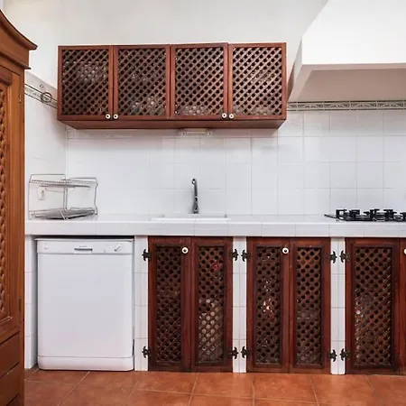 Histórica Con Molino De Viento Villa Antigua (Fuerteventura)