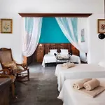 Histórica Con Molino De Viento Villa Antigua (Fuerteventura)