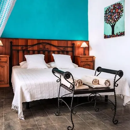 Histórica Con Molino De Viento