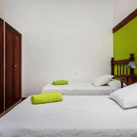 Histórica Con Molino De Viento Villa *