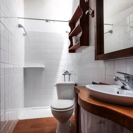 Histórica Con Molino De Viento Antigua (Fuerteventura)